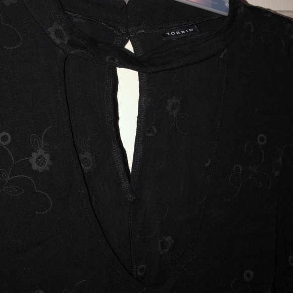 Torrid tunic - Picture 2 of 3